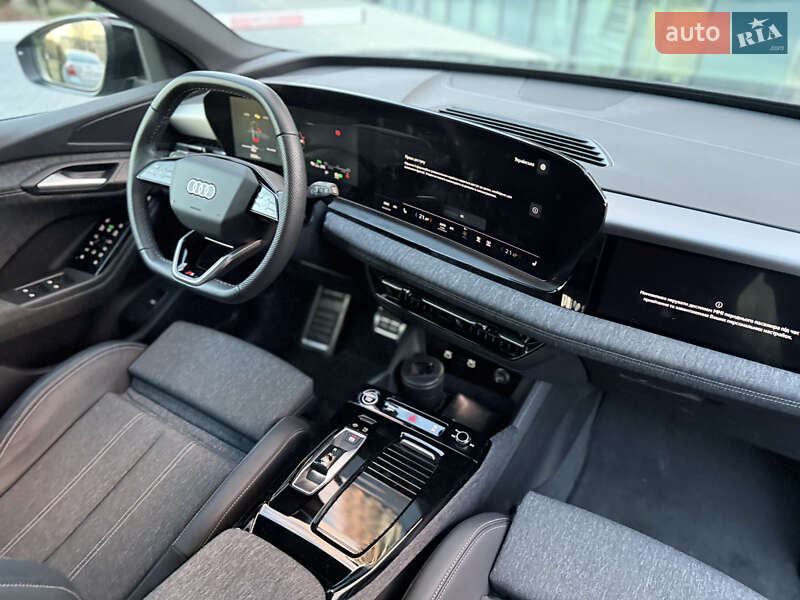 Внедорожник / Кроссовер Audi Q6 e-tron 2024 в Львове