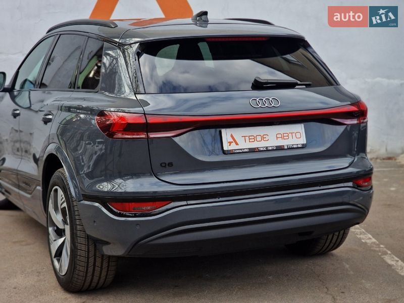 Внедорожник / Кроссовер Audi Q6 e-tron 2024 в Одессе