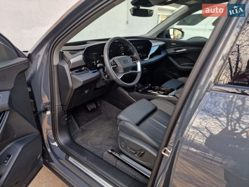 Внедорожник / Кроссовер Audi Q6 e-tron 2024 в Одессе