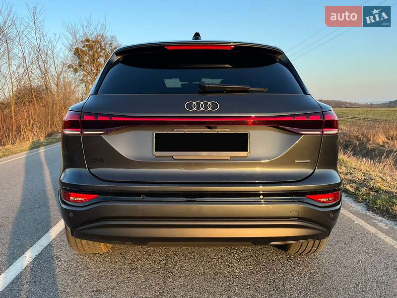 Внедорожник / Кроссовер Audi Q6 e-tron 2025 в Львове