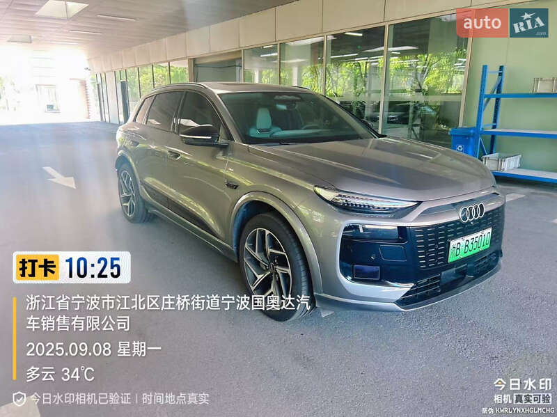 Позашляховик / Кросовер Audi Q6L e-tron 2025 в Києві