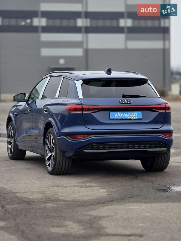 Внедорожник / Кроссовер Audi Q6L e-tron 2025 в Киеве