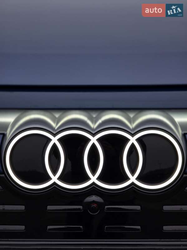 Внедорожник / Кроссовер Audi Q6L e-tron 2025 в Киеве