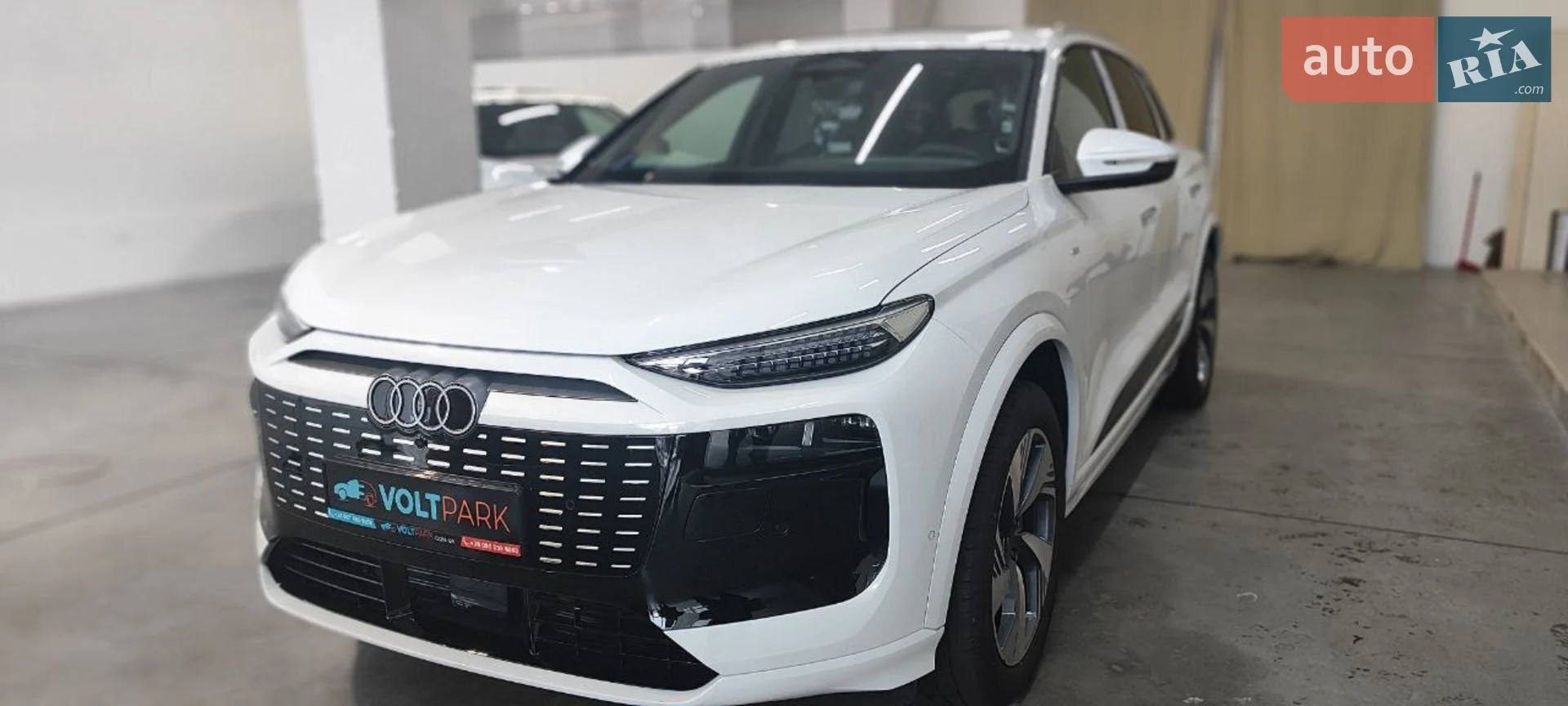 2025 Audi Q6 - фото 1