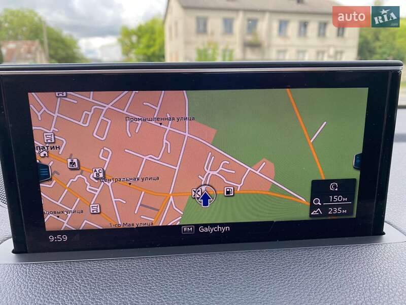 Минивэн Audi Q7 e-tron 2016 в Радехове