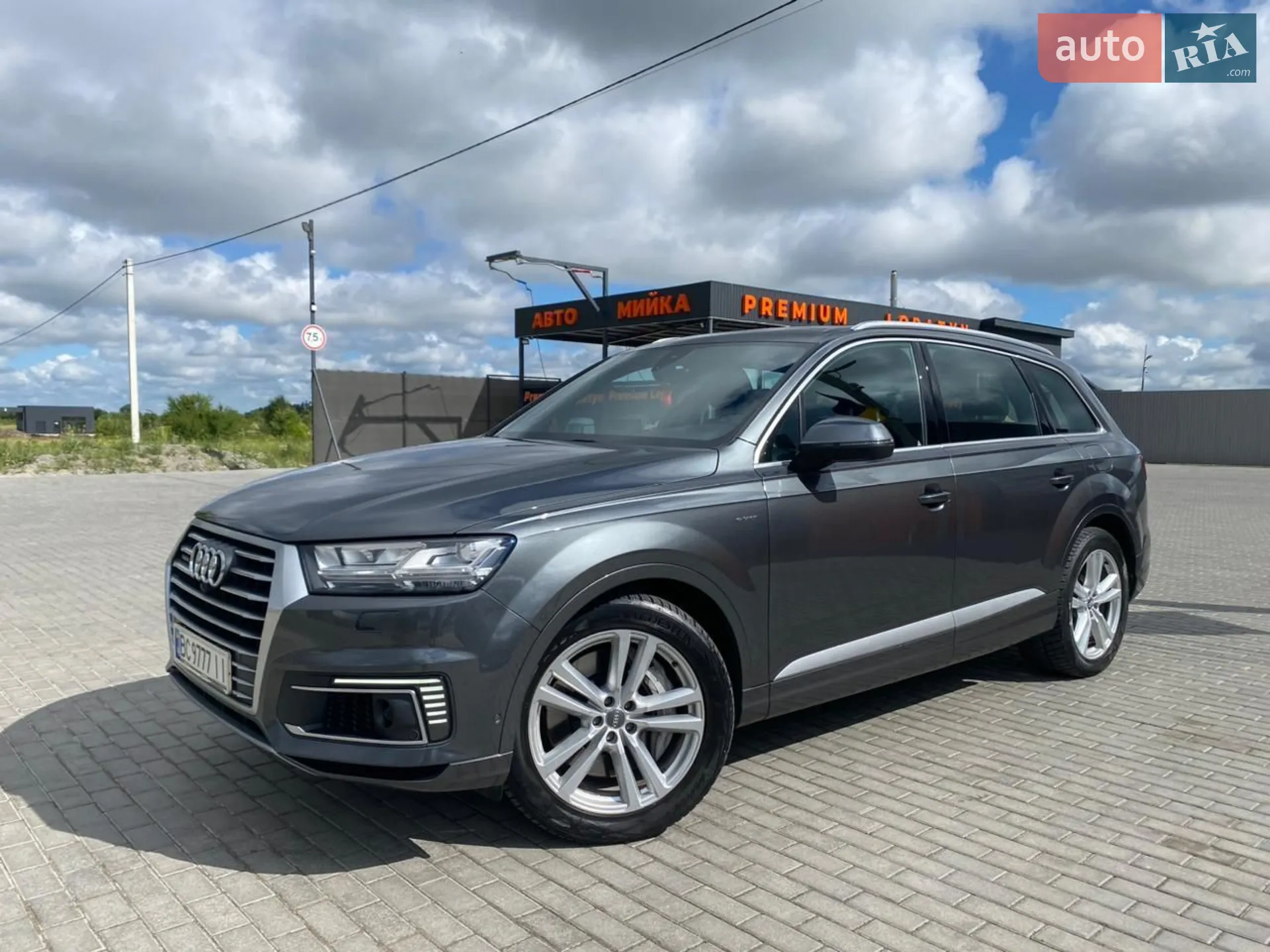2016 Audi Q7 - мініатюра 41