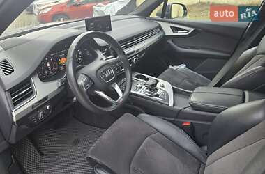 Внедорожник / Кроссовер Audi Q7 e-tron 2018 в 