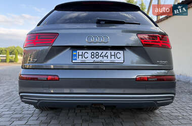 Внедорожник / Кроссовер Audi Q7 e-tron 2018 в 
