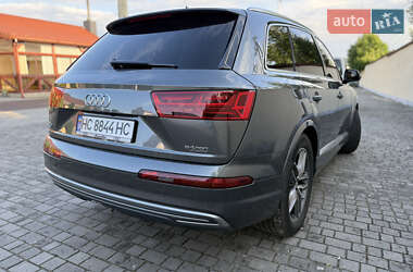 Внедорожник / Кроссовер Audi Q7 e-tron 2018 в 
