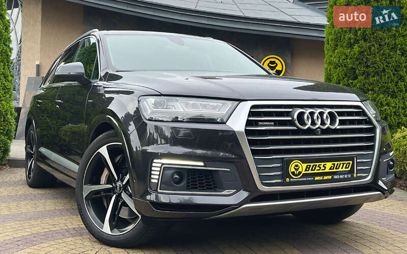 Внедорожник / Кроссовер Audi Q7 e-tron 2018 в 