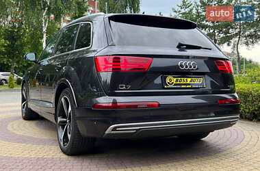 Внедорожник / Кроссовер Audi Q7 e-tron 2018 в 