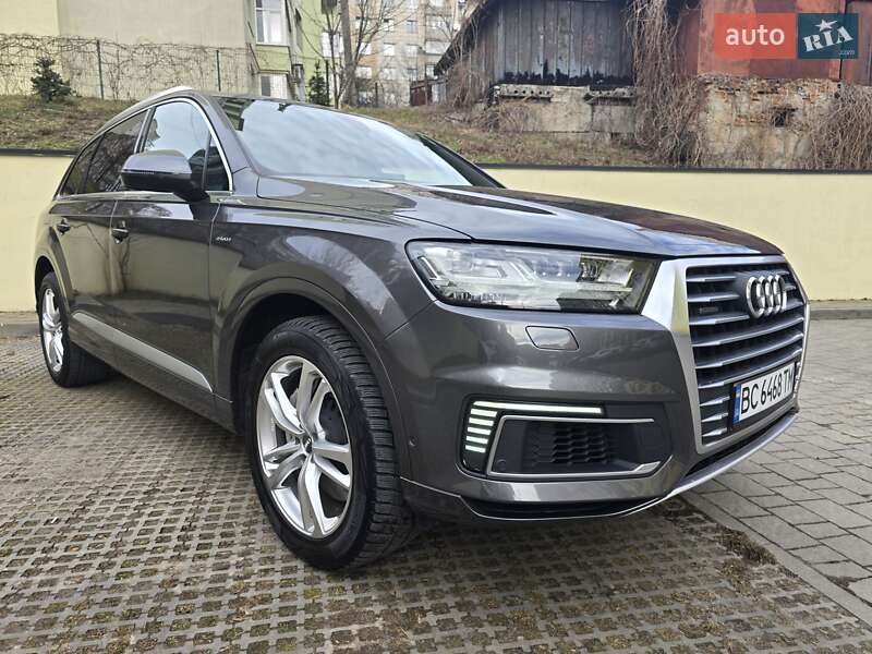 Внедорожник / Кроссовер Audi Q7 e-tron 2018 в Львове