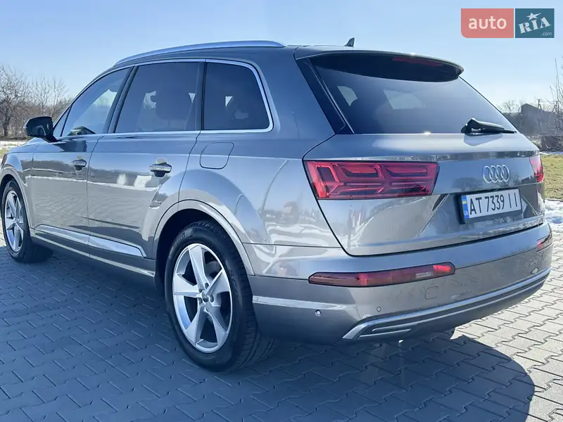 Audi Q7 e-tron 2016 VIN WAUZZZ4M9HD016990 фото оголошення 56 з 91