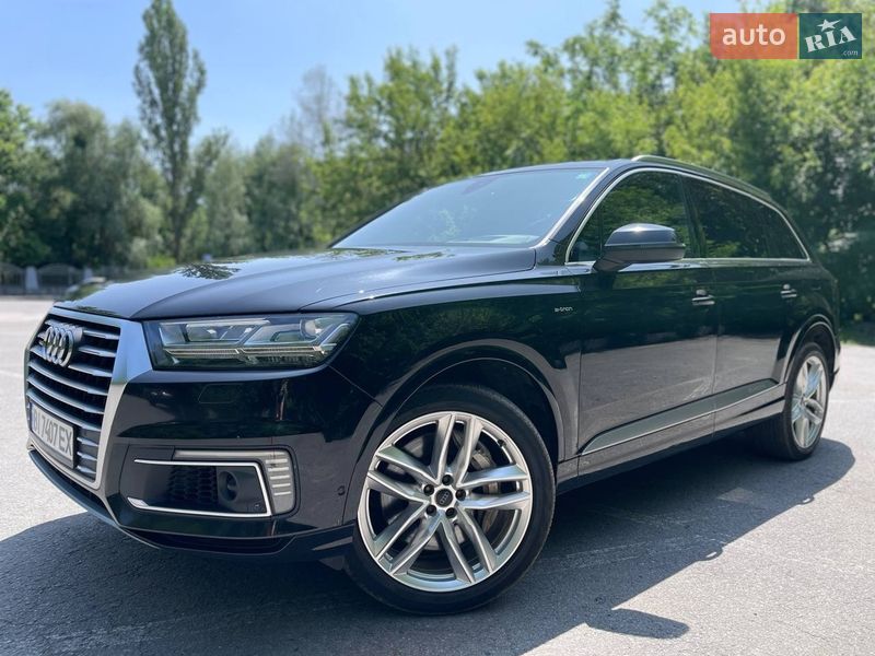 Audi Q7 e-tron 2016