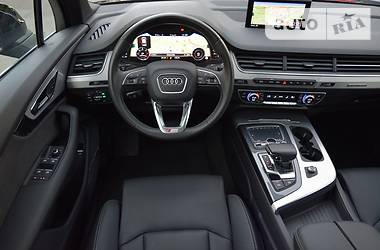  Audi Q7 2016 в Киеве