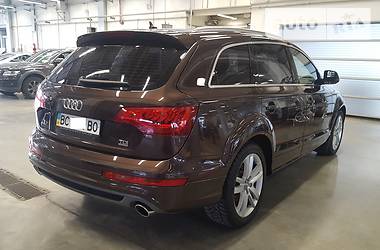 Внедорожник / Кроссовер Audi Q7 2011 в 