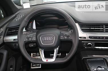 Позашляховик / Кросовер Audi Q7 2018 в Дніпрі