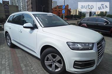 Внедорожник / Кроссовер Audi Q7 2017 в Киеве