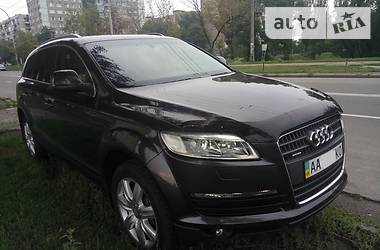 Внедорожник / Кроссовер Audi Q7 2006 в Киеве