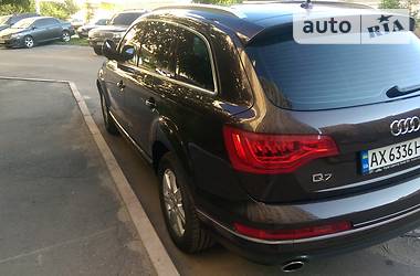 Внедорожник / Кроссовер Audi Q7 2011 в Харькове