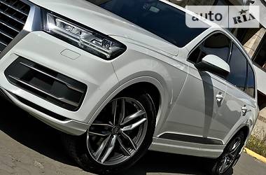 Внедорожник / Кроссовер Audi Q7 2016 в Днепре