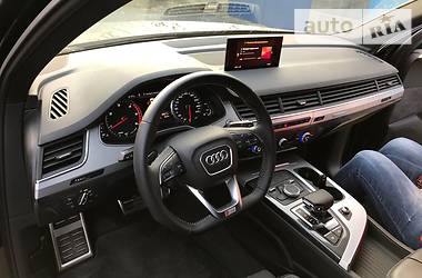 Внедорожник / Кроссовер Audi Q7 2017 в Курахово