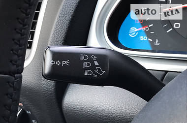 Внедорожник / Кроссовер Audi Q7 2012 в 