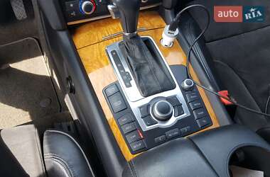Позашляховик / Кросовер Audi Q7 2007 в 