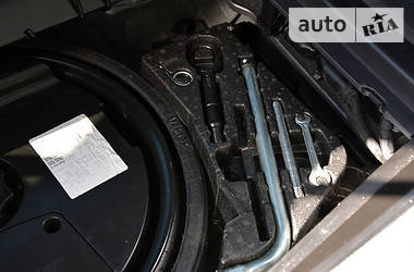 Внедорожник / Кроссовер Audi Q7 2014 в 