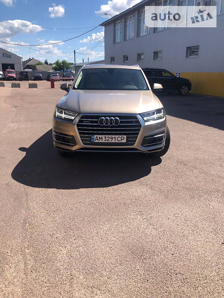 Позашляховик / Кросовер Audi Q7 2018 в Житомирі