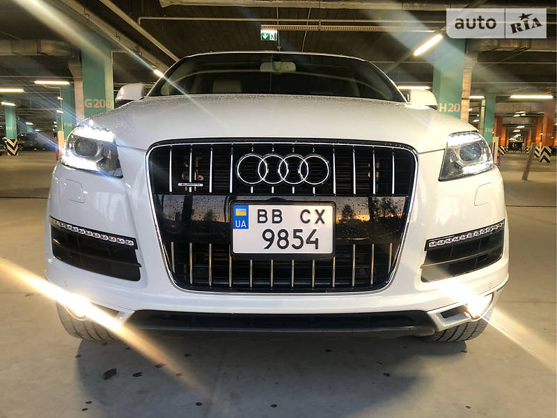 Позашляховик / Кросовер Audi Q7 2014 в Києві