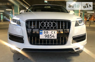 Позашляховик / Кросовер Audi Q7 2014 в 