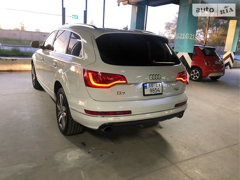 Позашляховик / Кросовер Audi Q7 2014 в Києві