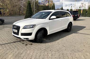 Внедорожник / Кроссовер Audi Q7 2011 в Кицмани