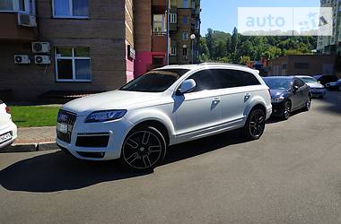 Позашляховик / Кросовер Audi Q7 2013 в Києві