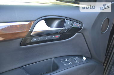 Внедорожник / Кроссовер Audi Q7 2013 в 