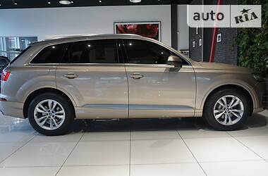 Внедорожник / Кроссовер Audi Q7 2018 в Одессе