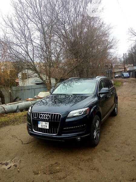Позашляховик / Кросовер Audi Q7 2012 в Чернівцях