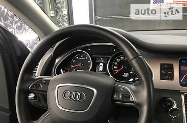 Позашляховик / Кросовер Audi Q7 2013 в 