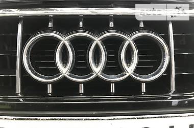 Позашляховик / Кросовер Audi Q7 2013 в 