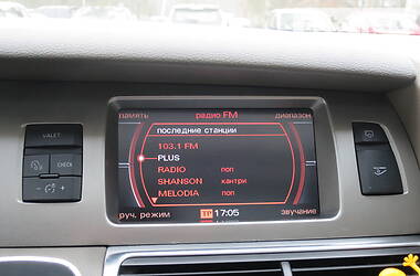 Позашляховик / Кросовер Audi Q7 2006 в 