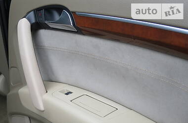 Позашляховик / Кросовер Audi Q7 2006 в 