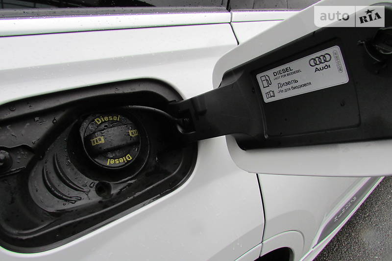 Позашляховик / Кросовер Audi Q7 2016 в Києві