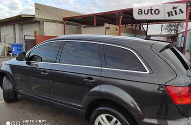 Внедорожник / Кроссовер Audi Q7 2007 в 