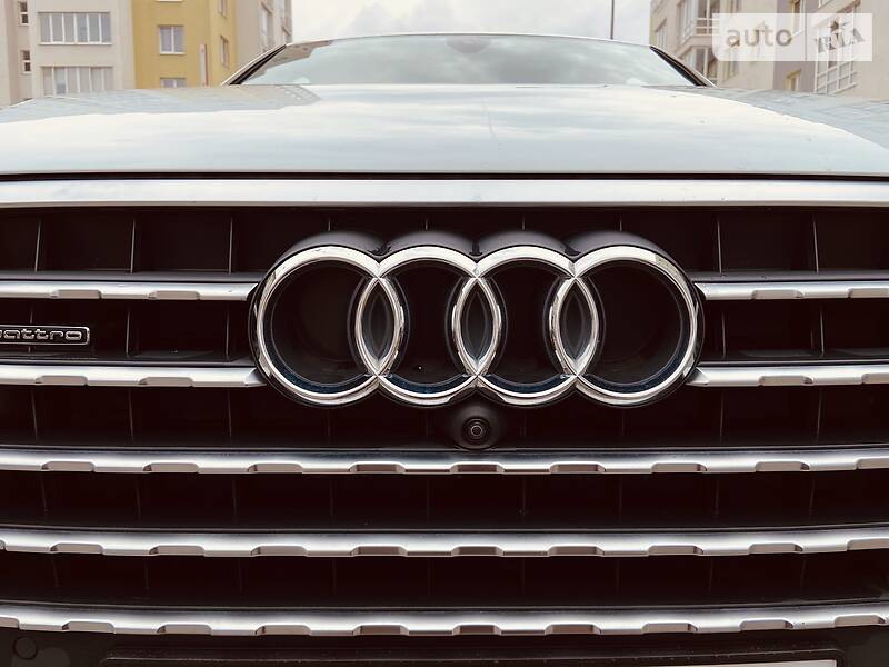 Позашляховик / Кросовер Audi Q7 2017 в Львові