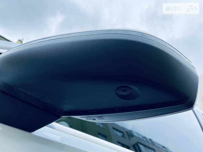 Позашляховик / Кросовер Audi Q7 2017 в Львові