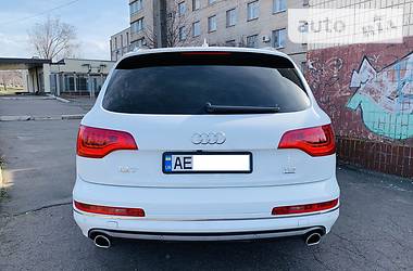 Внедорожник / Кроссовер Audi Q7 2013 в Кривом Роге