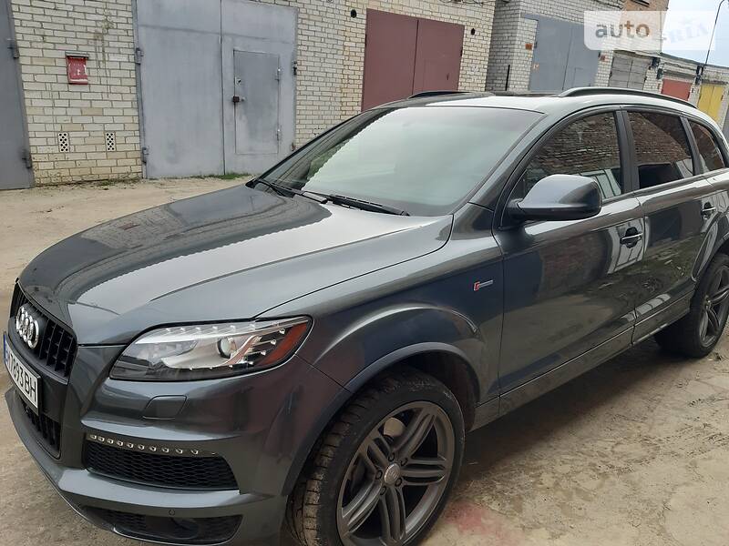 Позашляховик / Кросовер Audi Q7 2015 в Сумах