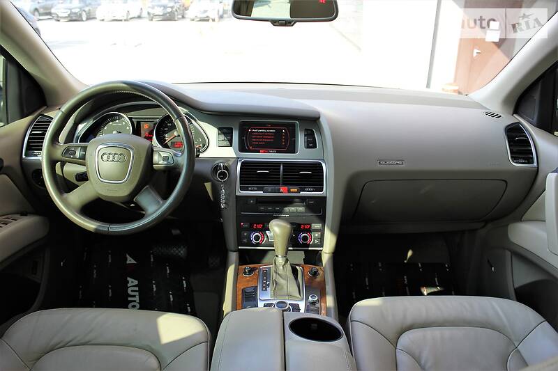 Позашляховик / Кросовер Audi Q7 2008 в Львові
