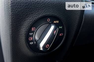 Позашляховик / Кросовер Audi Q7 2010 в 